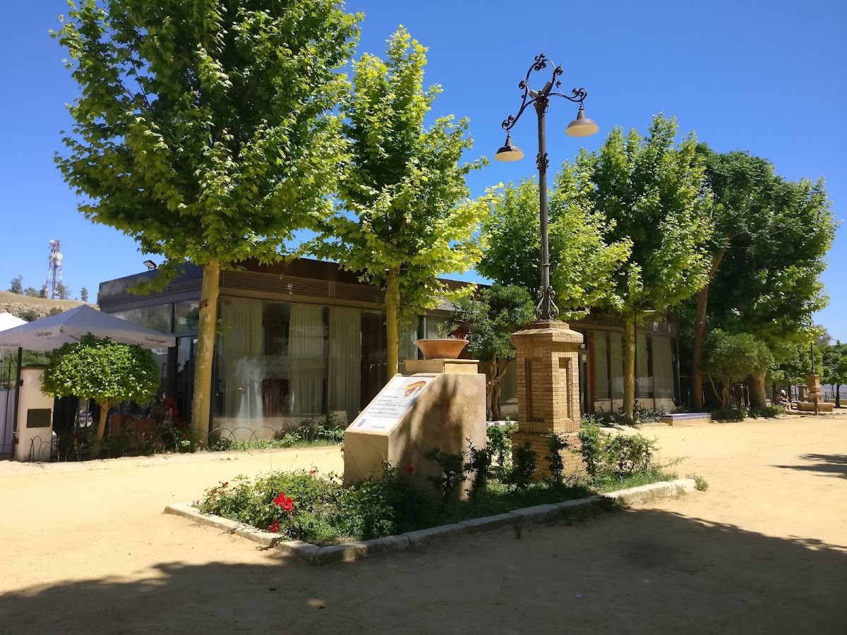 Pilar de la Alameda