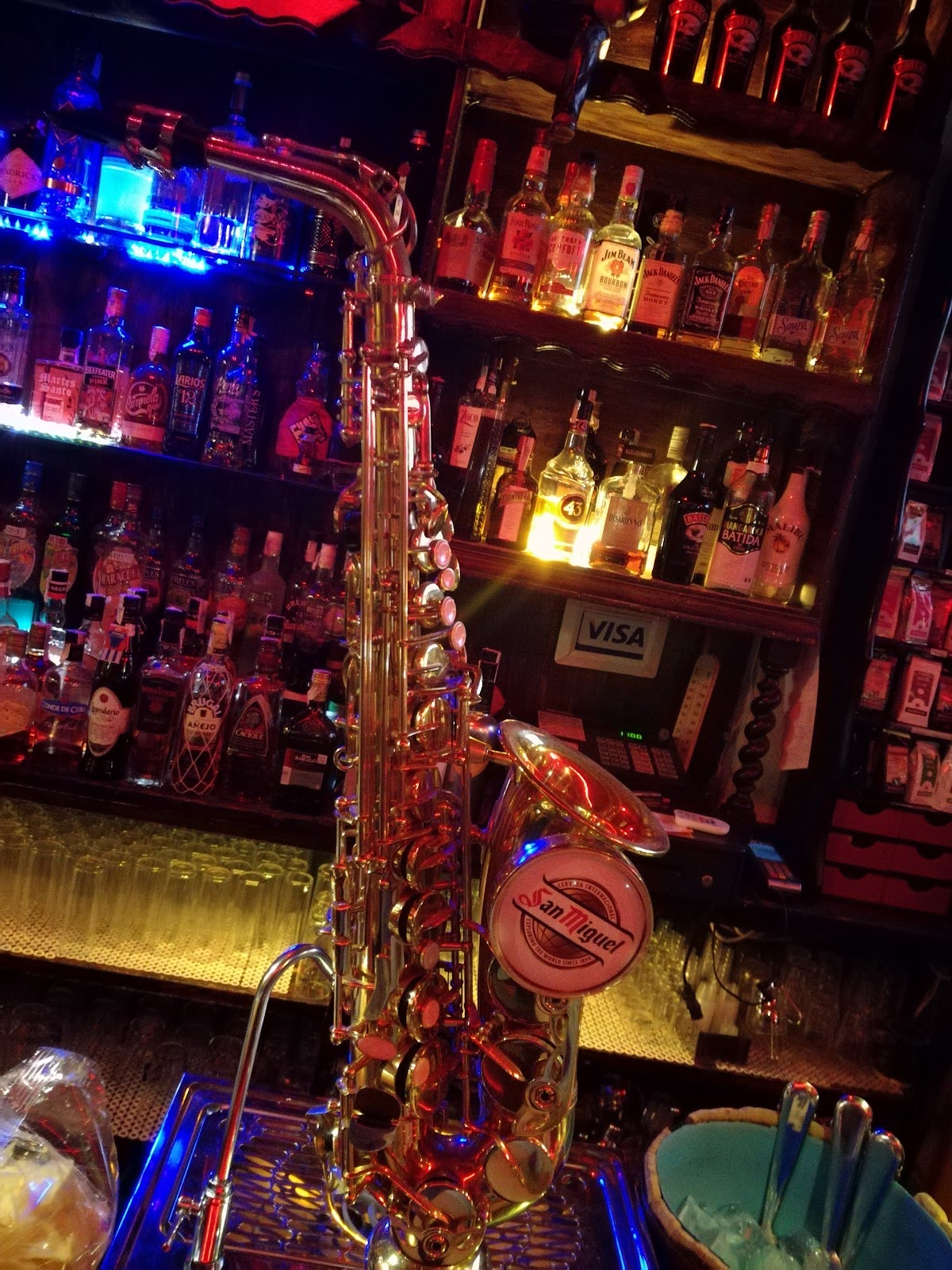 Saxo's Cafe "Pub" "Cafe Teatro"