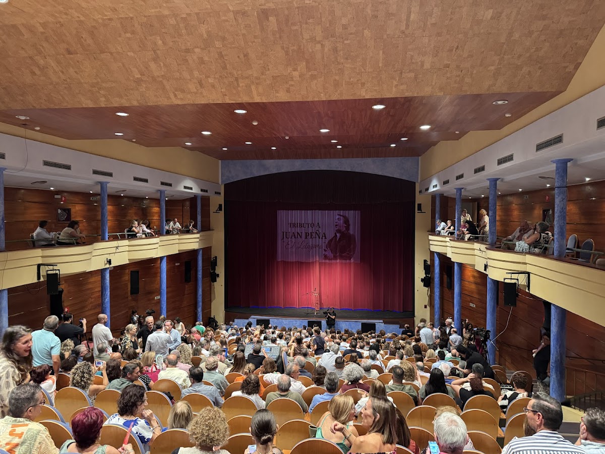 Teatro Municipal Juan Bernabé