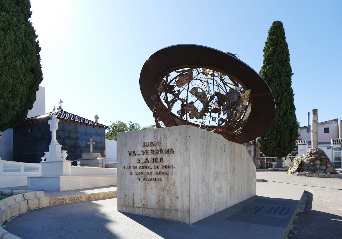 Tumba de Juanito Valderrama