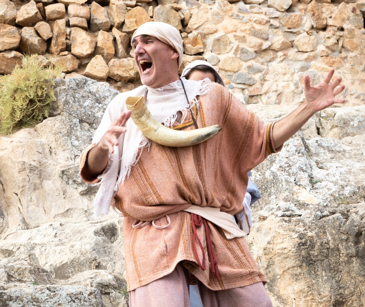 VISITAS TEATRALIZADAS AL CASTILLO DE CONSUEGRA