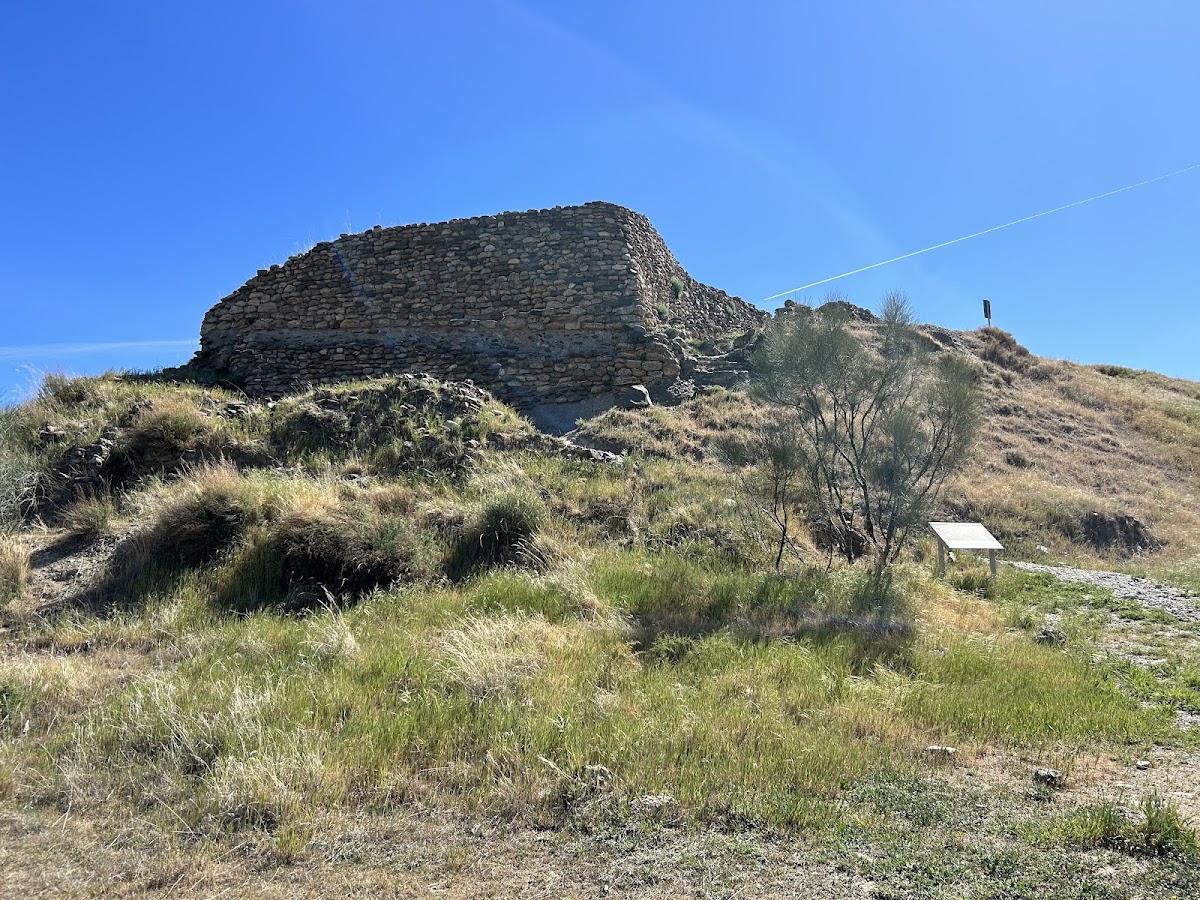 Yacimiento arqueológico del Cerro de la Encina