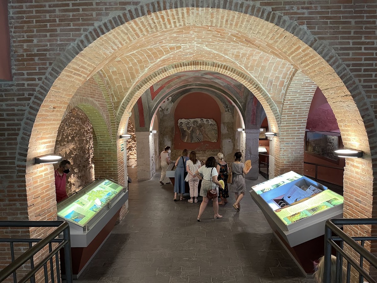 CIAVIN (Centro de Interpretación de la Arquitectura del Vino)