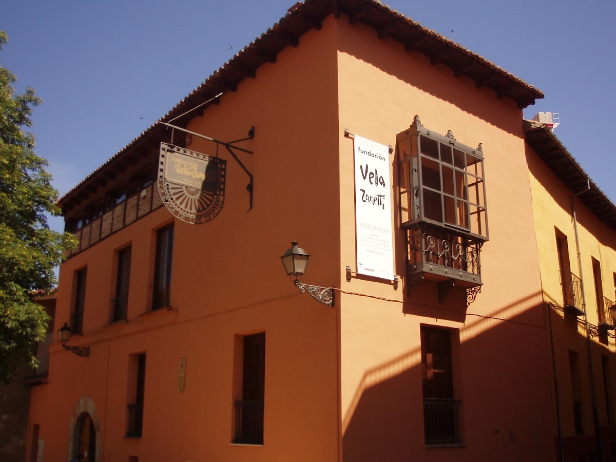 Fundación Vela Zanetti