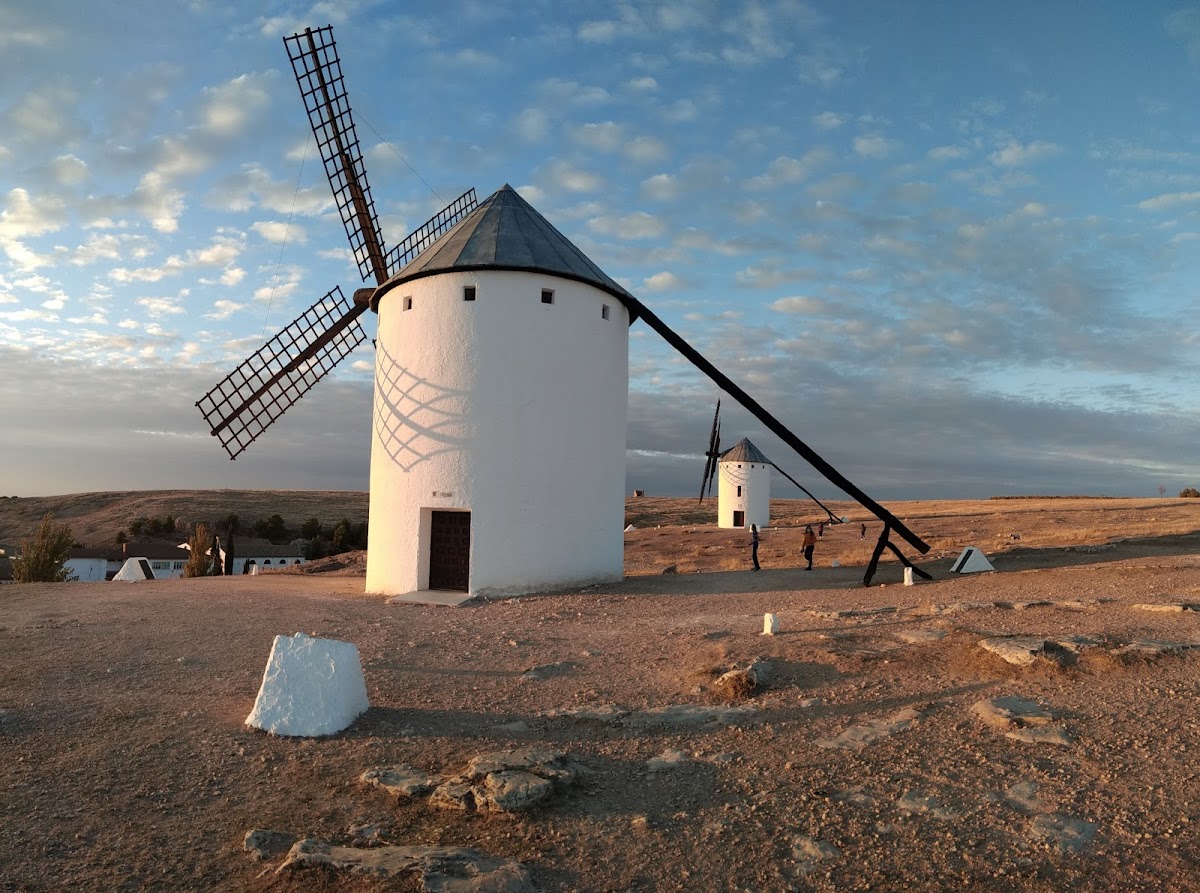 Molino Culebros "Sara Montiel Museum"