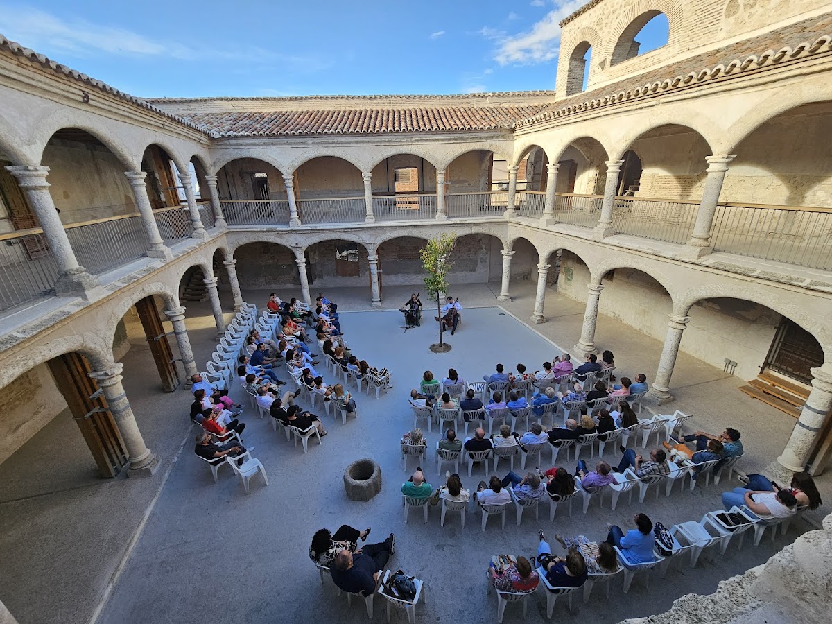 Oficina de Turismo de Torrijos - Hospital de la Santísima Trinidad
