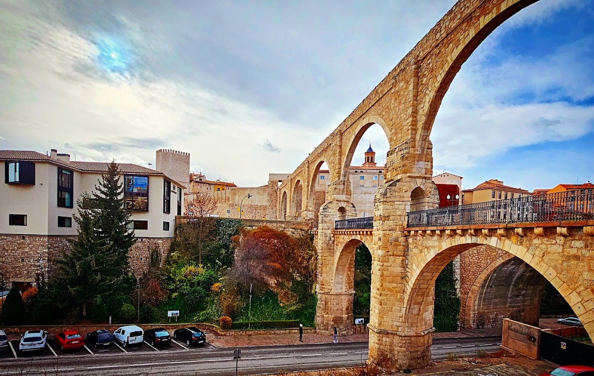 Aqueduct of Los Arcos