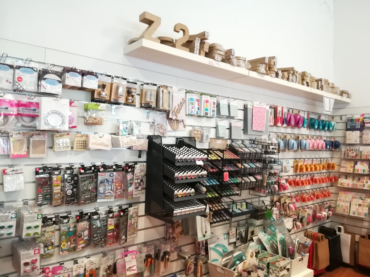 Papelería San Bernardo: Un Refugio de Arte y Artesanía en Las Palmas